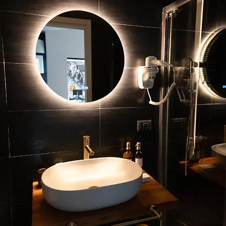 B&business - Fibra Ultraveloce, Angolo Fitness, Smartworking & Parcheggio Coperto Su Richiesta 4*