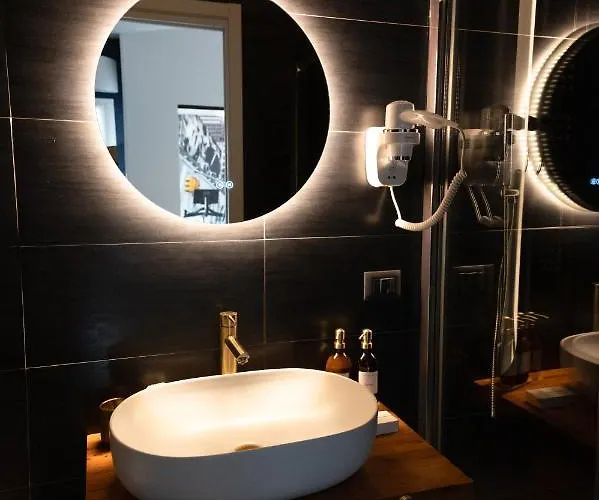 B&business - Fibra Ultraveloce, Angolo Fitness, Smartworking & Parcheggio Coperto Su Richiesta 4*